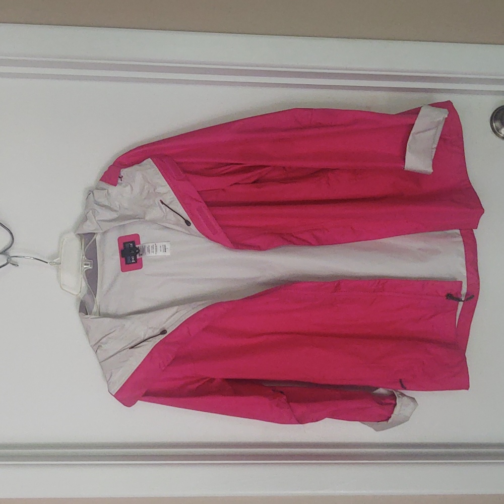 Patagonia rain coat. Pink L